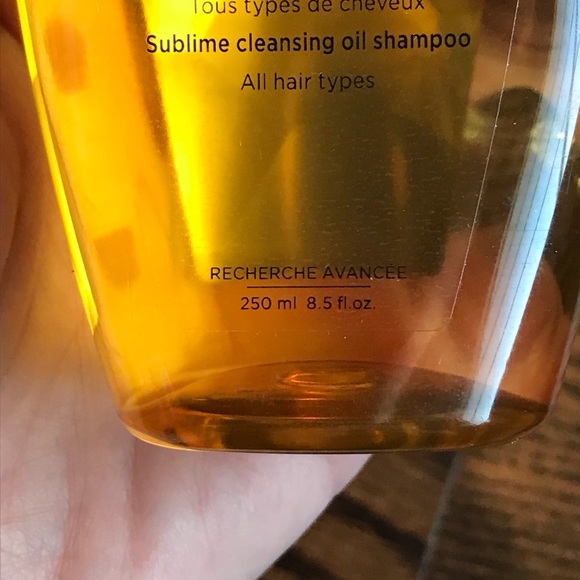Kérastase Elixir Ultime Cleansing Oil Shampoo - Picture 3 of 5